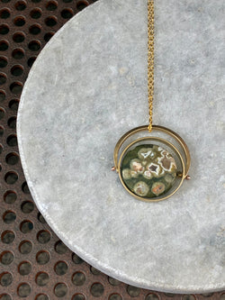 Rhyolite kinetic necklace